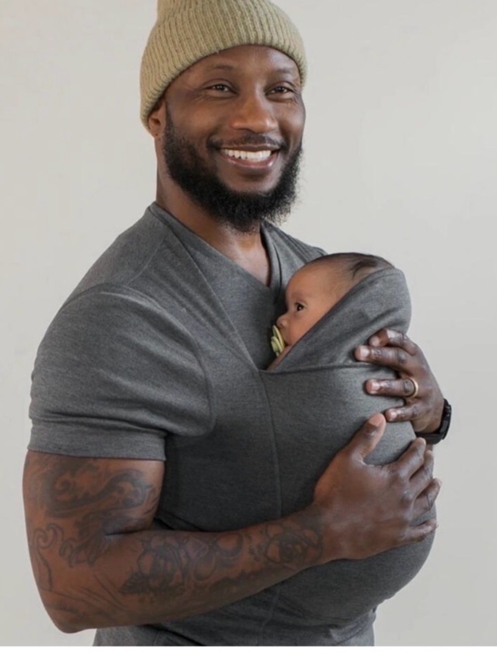 Lalabu Dad Baby Wearing T Shirt Size Large Kangaroo Pouch Outdoor Casual
